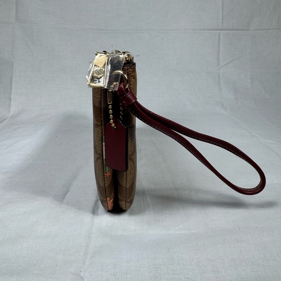 Coach Wristlet -Signature Canvas with Party Animals Print - Picture 4 of 7